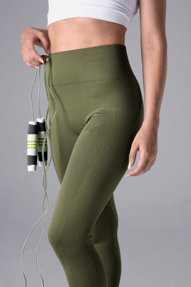 Unity Seamless Leggings in Olive