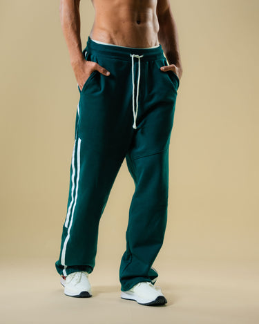 Haxel Cotton Sweatpants in Green